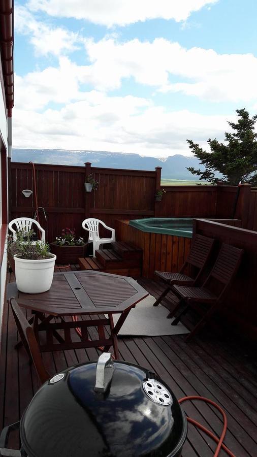 Glaesibaer Bed & Breakfast Reynistadur ภายนอก รูปภาพ
